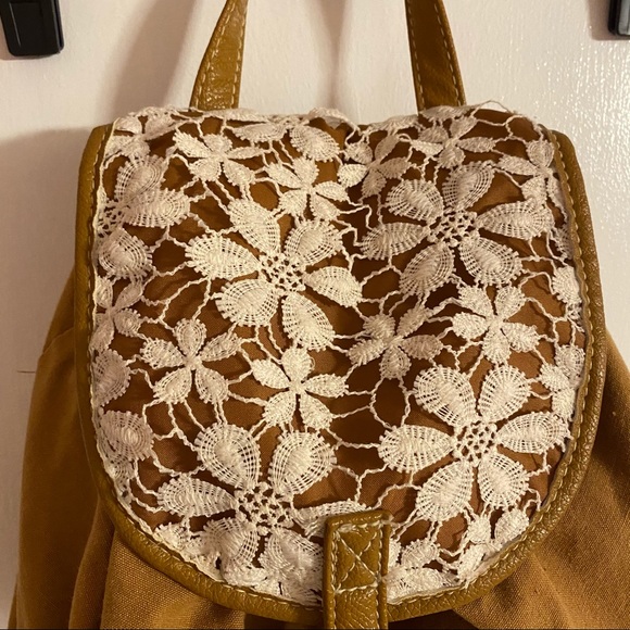 Small backpack - Picture 2 of 12